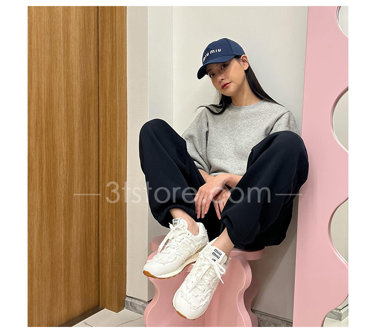 miu574w_08.jpg